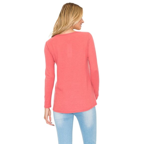 Button Scoop Neck Top in Mauve by A.gain - Picture 2 of 3